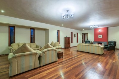 Luxury Villa for Sale in Nuwara Eliya | LKR 500 Million (VL4968)-10
