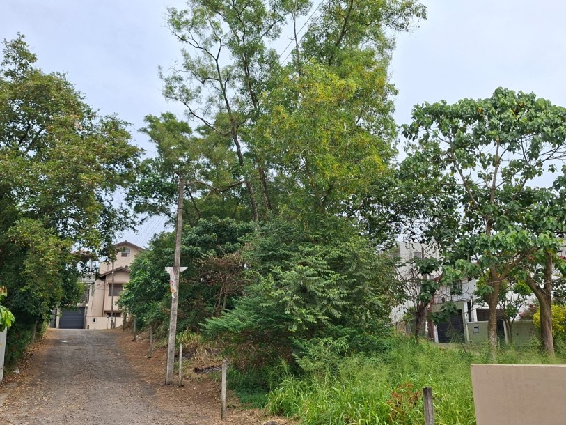 Land for Sale | Malabe | LKR 1.9 Million Per Perch (LA4662)-1