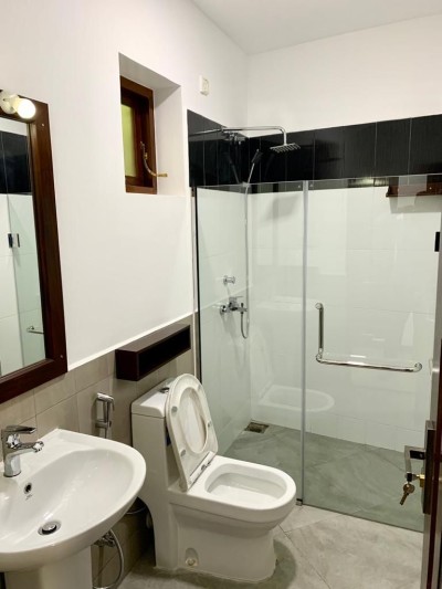 Brand New House for Sale in Thalawathugoda!-9