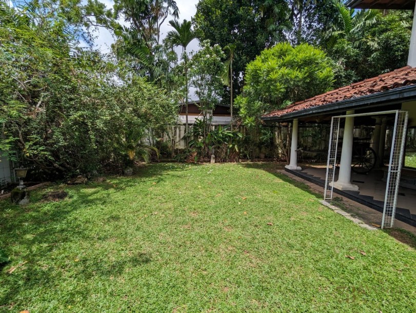 Battaramulla | House for Sale - LKR 350,000,000-9