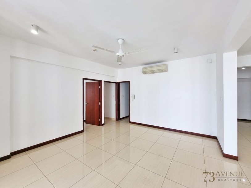 On320 Largest 3 Bedroom APARTMENT for RENT | Colombo 2-3