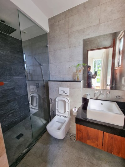 Capitol Elite, Colombo 7 I Furnished Modern 2 Bedroom APARTMENT for RENT-2