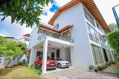 A Modern Architect designed house for Sale in Nugegoda.