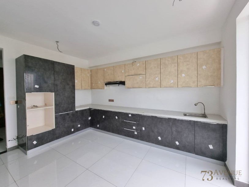 SALE | Brand-New Spacious 3 Bedroom APARTMENT in Colombo 7-4