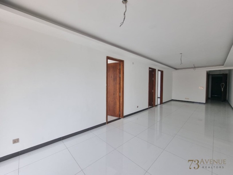 SALE | Brand-New Spacious 3 Bedroom APARTMENT in Residential Colombo 7-1