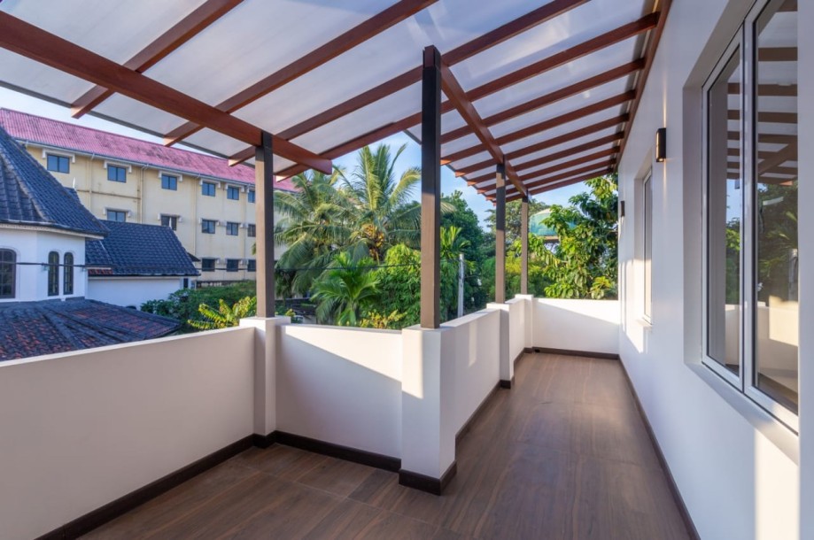 Modern house for sale in Negombo!-8