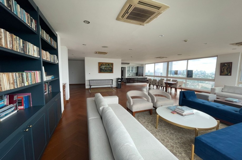 Fairway Waterfront Triplex Penthouse | Apartment for Sale in Rajagiriya.-2