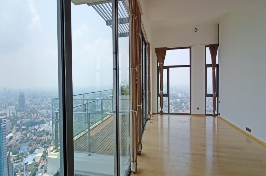 Altair Penthouse | Apartment for Sale in Colombo 2-5