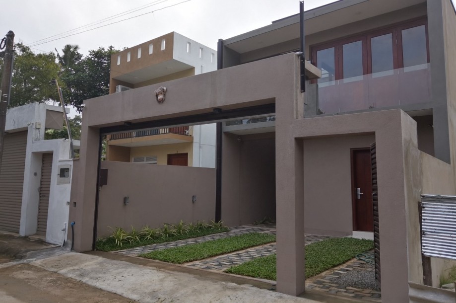 Brand New House for Sale in Boralasgamuwa-1