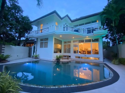 A Luxury House For Sale in Nugegoda