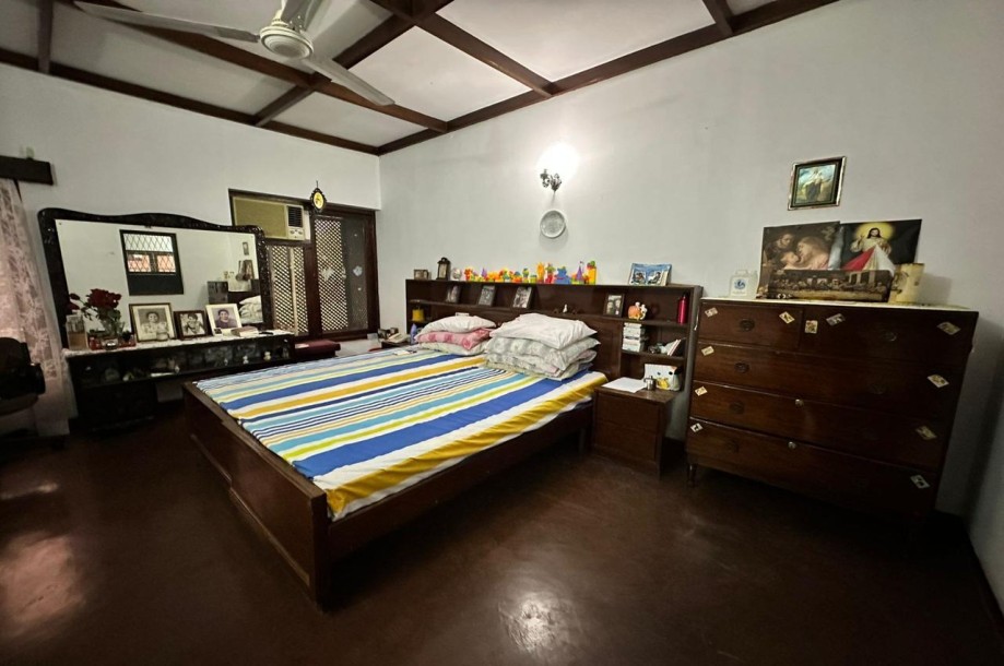 A classic house for sale in Colombo 6-3