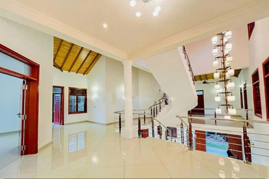 House for Sale in Colombo 5-5