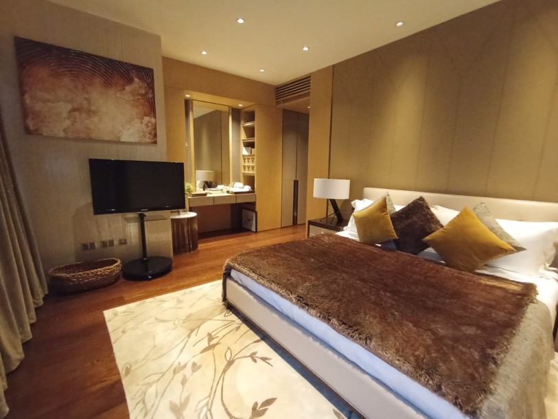 Luxury Furnished Shangri-La 04 Bed For Sale-6