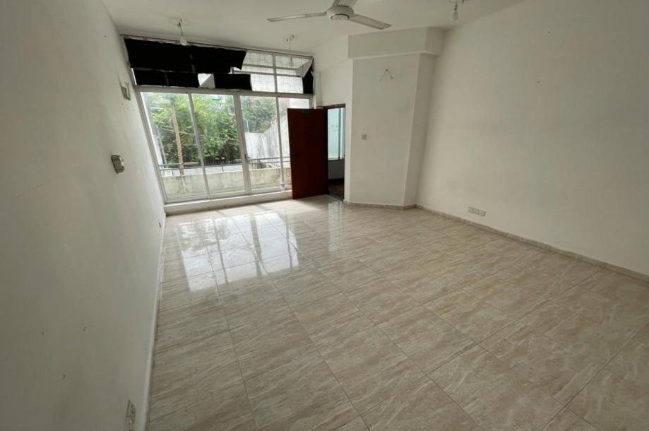 House For Sale in Colombo 5!-10
