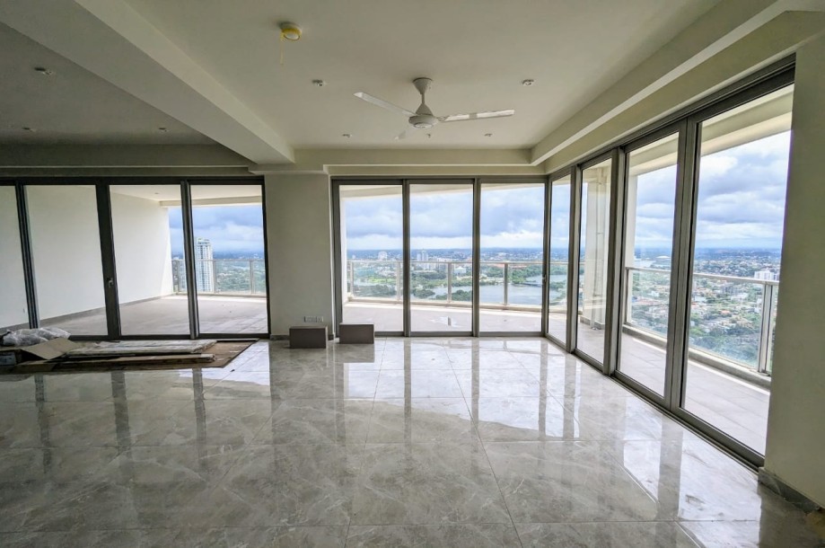 Capital Heights | Penthouse Apartment for Sale in Rajagiriya-2