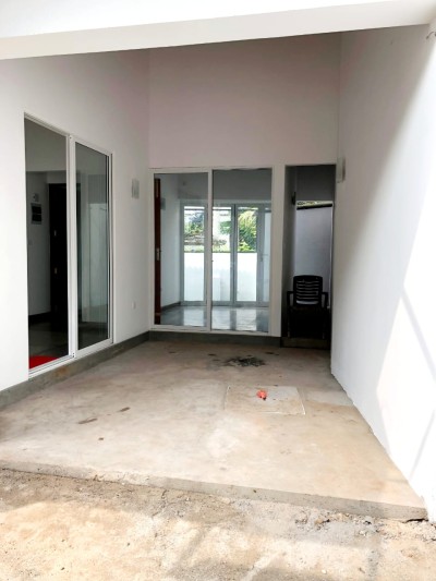 Cozy House for Rent in Dehiwala!-5