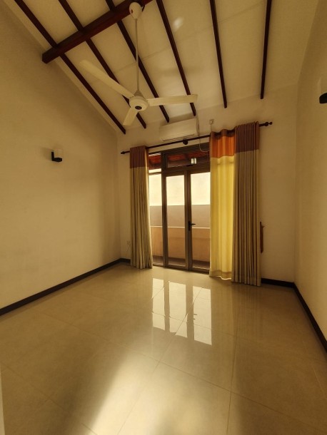 Architecturally Designed 4BR House in Nugegoda For Sale!-2