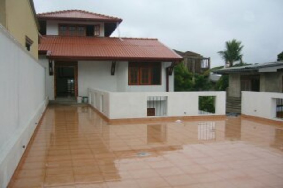 House for Sale in Nugegoda-1