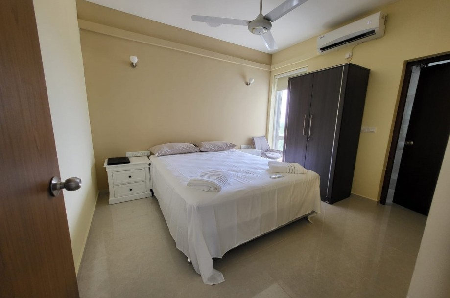 Prime Beach 2 Room Apartment for Sale in Uswetakeiyawa-4