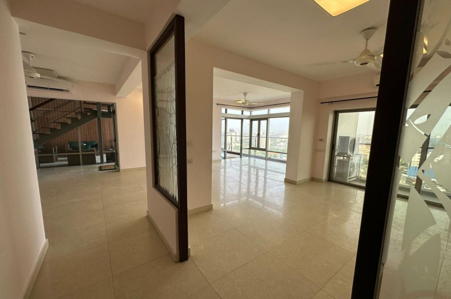 Luxury Penthouse for Rent in Rajagiriya-4