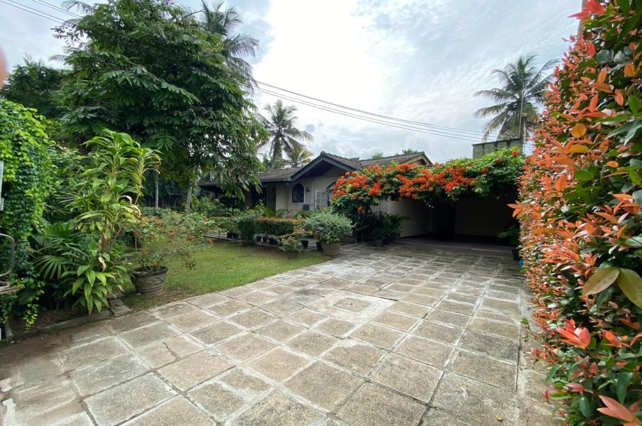 Tropical style property for sale in Battaramulla-5