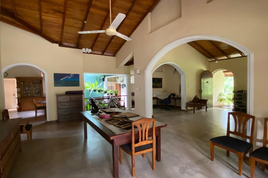 Tropical style property for sale in Battaramulla-3
