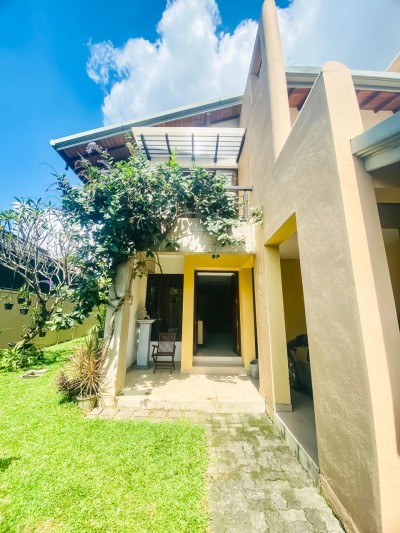 Luxury House For Sale in Pelawatte-7