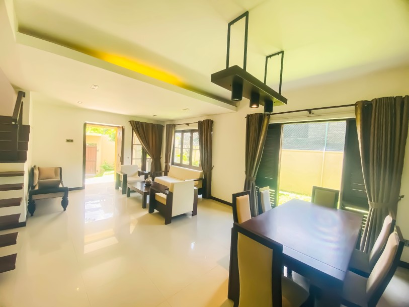 Luxury House For Sale in Pelawatte-1