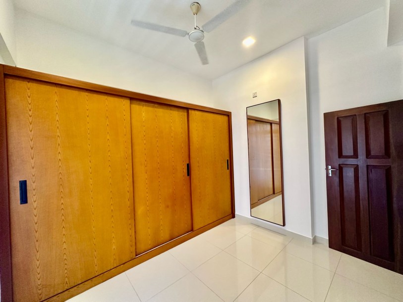 3BR Fully Furnished Apartment for Sale in Nugegoda-6