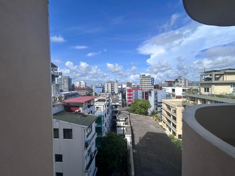 Apartment for Sale in Colombo 4-8