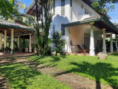 House for sale in Nittambuwa