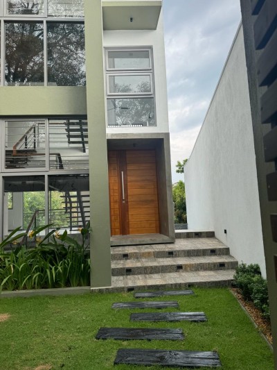 A Modern House for Sale in Pelawatta