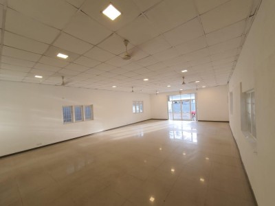 Commercial Property for Rent in Battaramulla