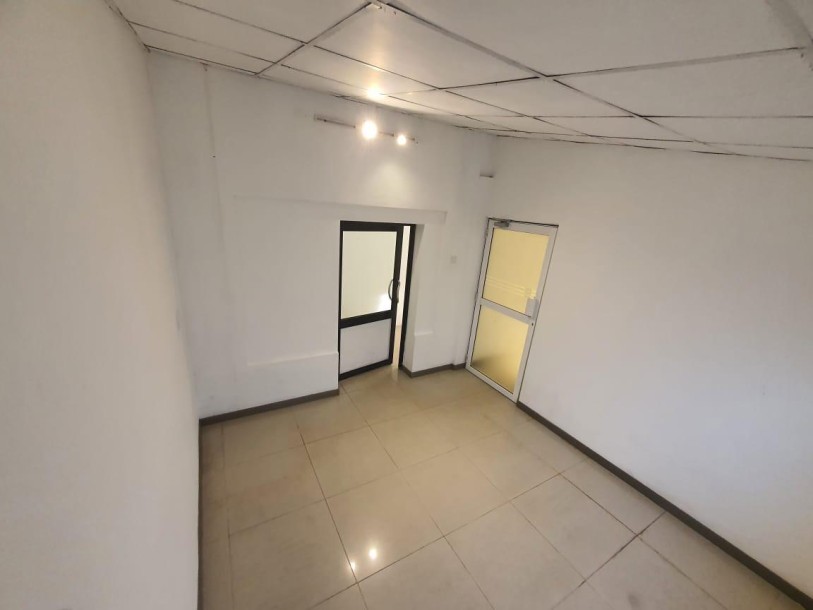 Commercial Property for Rent in Battaramulla-3