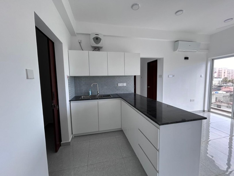 Brand New Apartment for Sale in Colombo 04-6