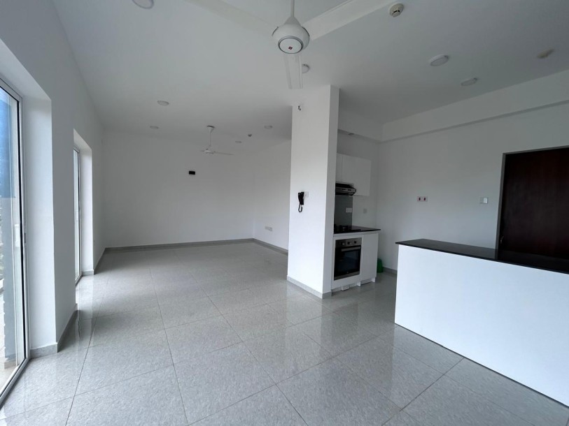 Brand New Apartment for Sale in Colombo 04-5