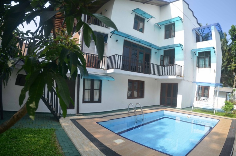 4 Storey Luxury House for Sale in Thalawathugoda-1