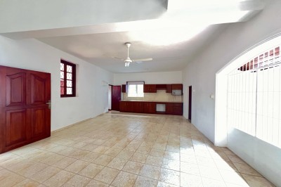Spacious 4-Bedroom House in Dehiwala-4