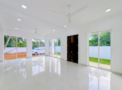 4BR House for Sale in Kurundugaha, Elpitiya, Galle | LKR 54 Mn(HS4699)-6