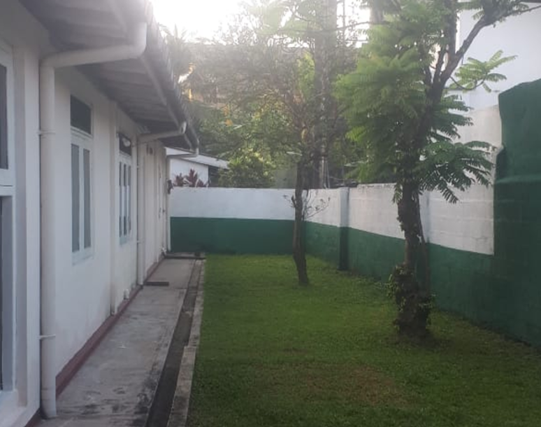 Spacious House for Sale in Rathmalana | LKR 80 Million (HS4986)-9