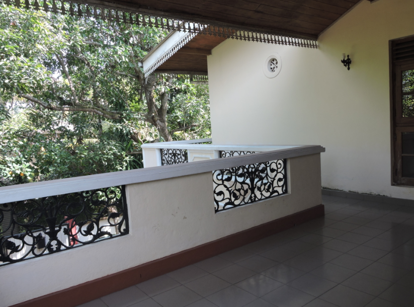 Spacious House for Sale in Rathmalana | LKR 80 Million (HS4986)-4