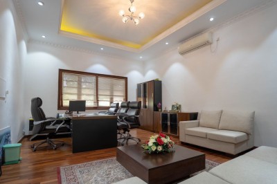 Commercial property for rent in Colombo 3