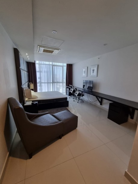 Furnished 3 Bedroom APARTMENT for SALE in Platinum One Suites Galle Road, Colombo 3-4