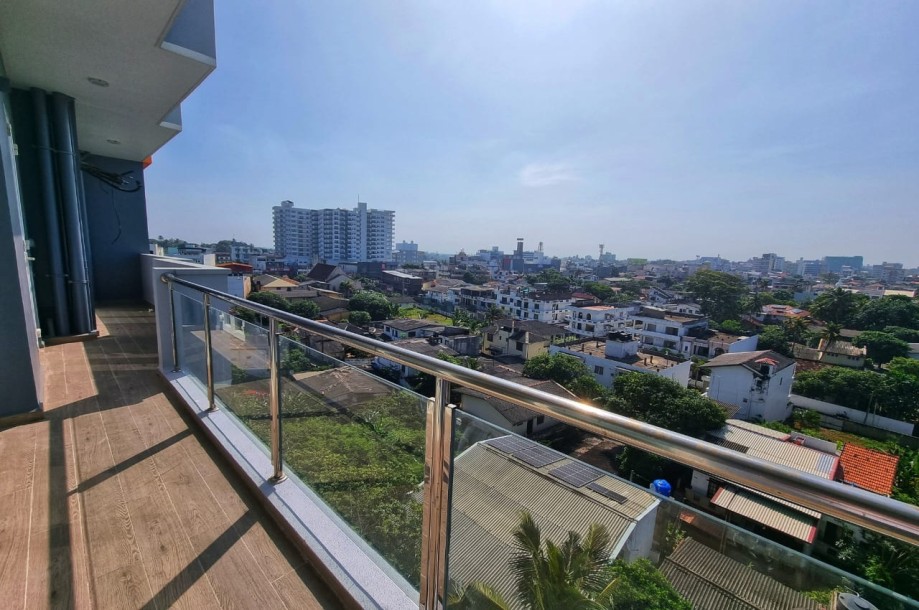 HIGH-QUALITY 3 Bedroom APARTMENT for SALE in DEHIWALA-4