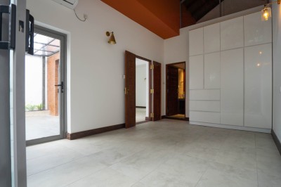 Stunning Golf Villa For Rent in Borella-5