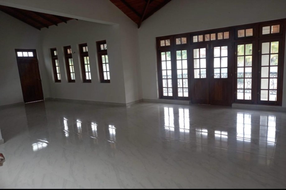 Brand New House for Sale in Peradeniya,  Kandy.-4