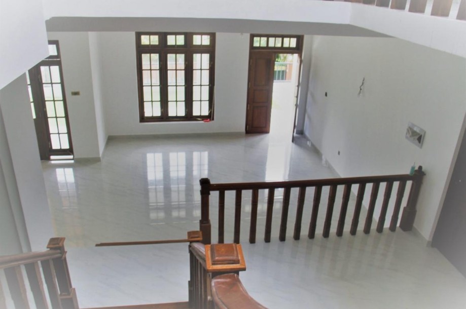 Brand New House for Sale in Peradeniya,  Kandy.-8