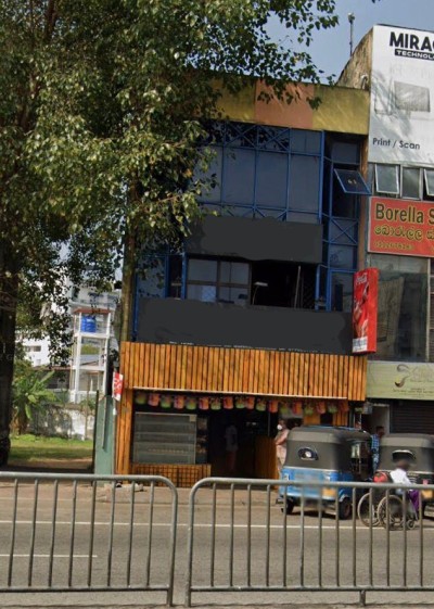 Commercial building facing main road for rent in Borella