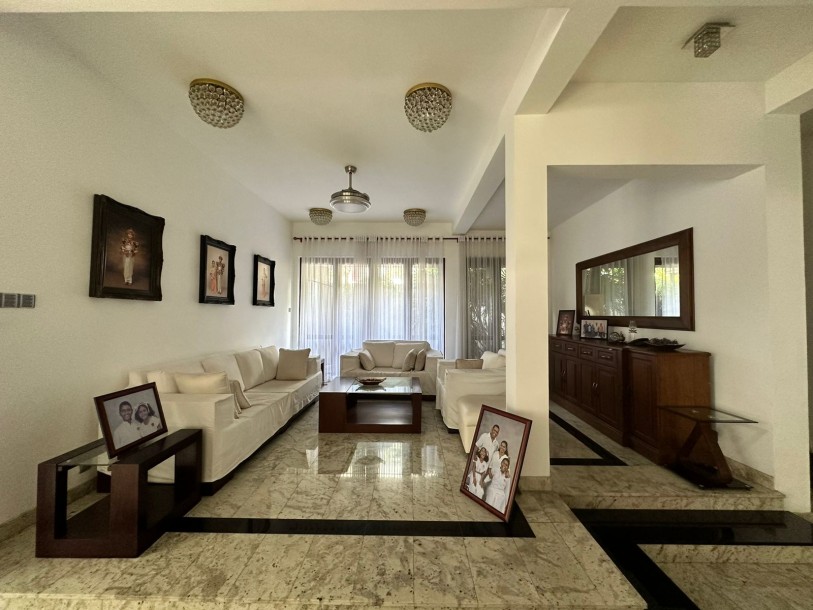 Massive House for sale in Dehiwala-2