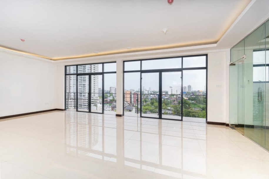 The Verge Penthouse for Sale in Rajagiriya-1